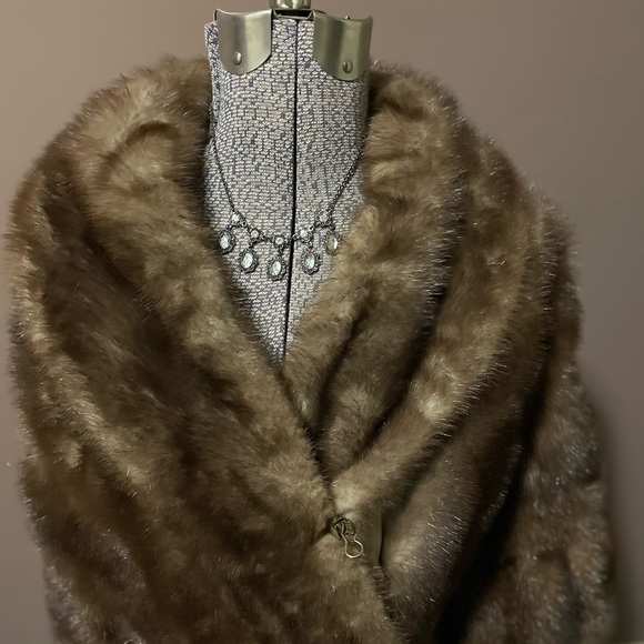 Necklace - Picture 3 of 3